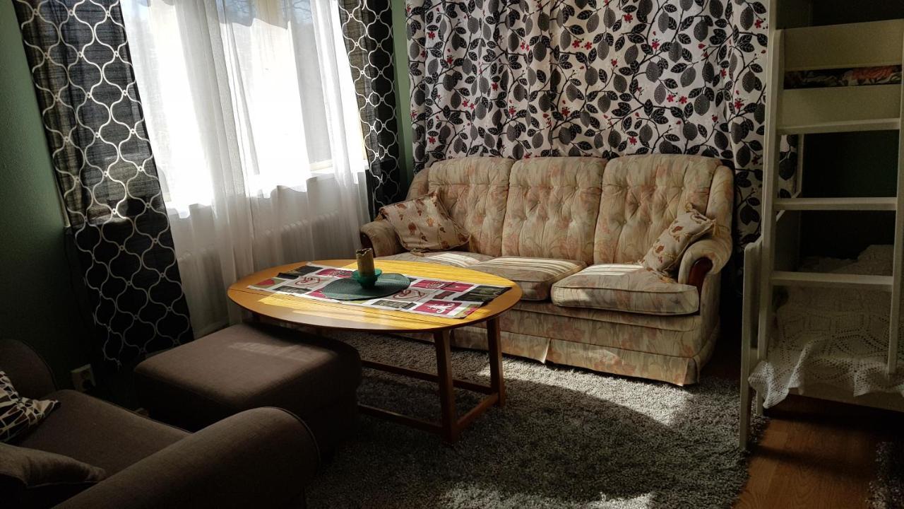 Trevligt Hus Med Egen Gard Och Fri Wifi, Emmaboda Kommun, Lindas Экстерьер фото