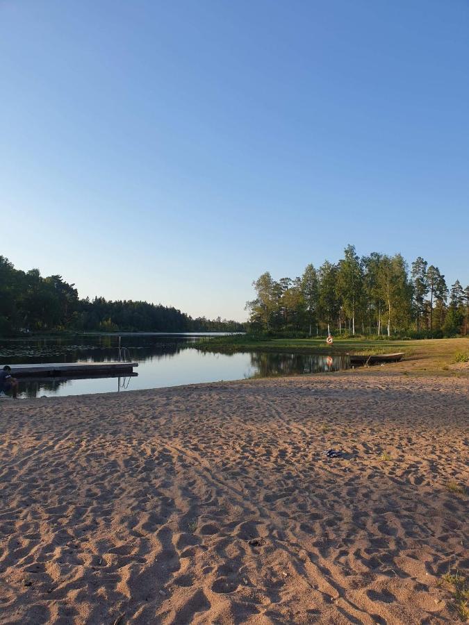 Trevligt Hus Med Egen Gard Och Fri Wifi, Emmaboda Kommun, Lindas Экстерьер фото